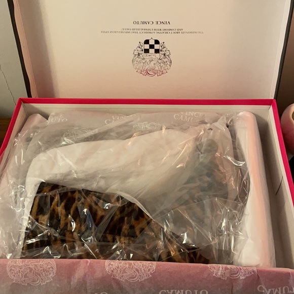 NWT Vince Camuto Rastel 3 Calf Hair Cone Heel Boot - Picture 6 of 13